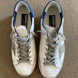 Excellent condition. Including the box and dust bag.